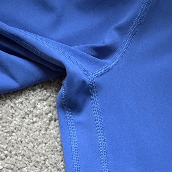 Lululemon leggings 25”  size 6 - Picture 2 of 2